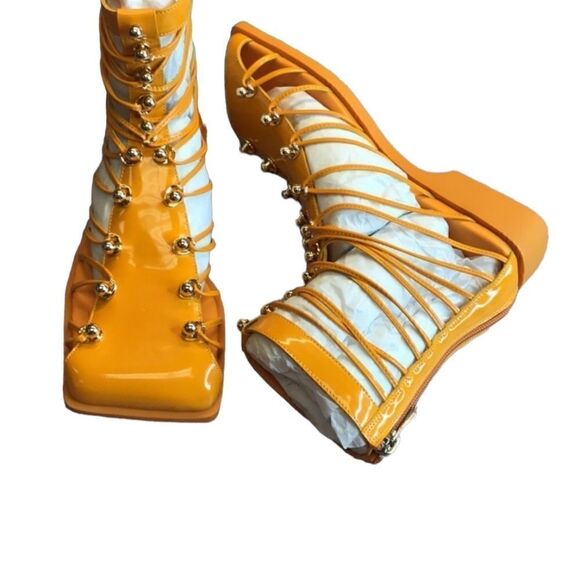 VHNY Studded Leather Ankle Boots Size 37 (7M) - Picture 3 of 9